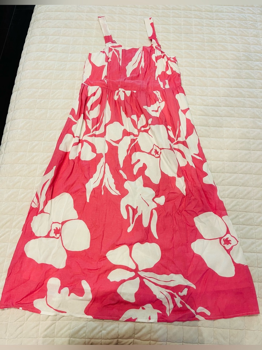 Women’s Sleeveless Pink & White Floral Maxi Dress